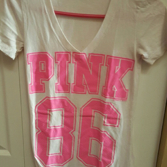 Cute pink tshirt  xs but definitely will fit small