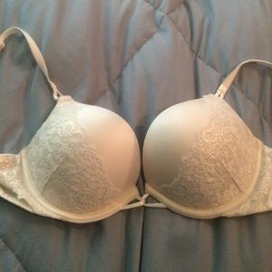 Victorias Secret Bombshell Bra