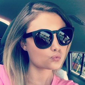 Meet your Posher, Haley