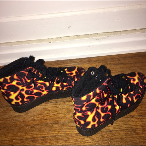 Flame platforms