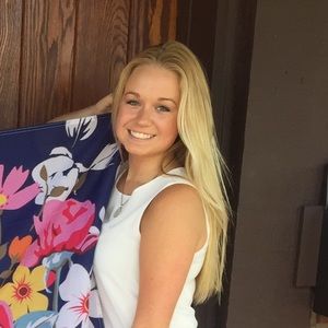 Meet your Posher, Jenna