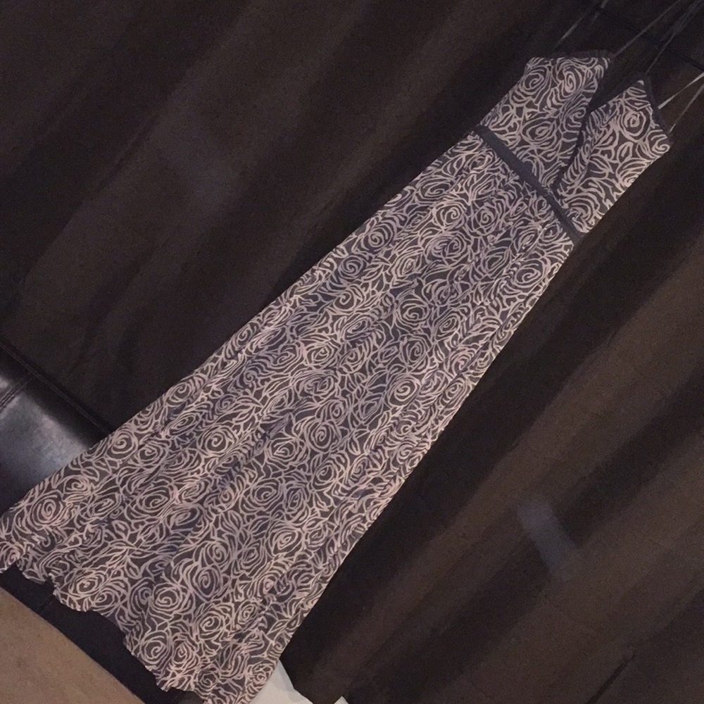 New BCBG long brown and pink rose dress - Picture 5 of 5