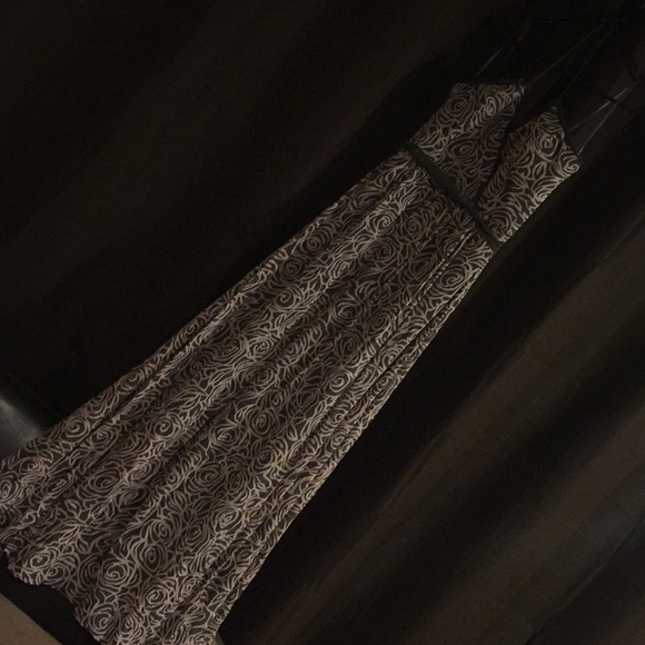 New BCBG long brown and pink rose dress - Picture 4 of 5