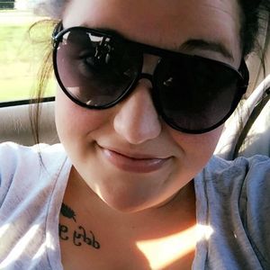 Meet your Posher, Paige