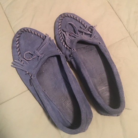 Minnetonka Moccasins - Blue - Size 8