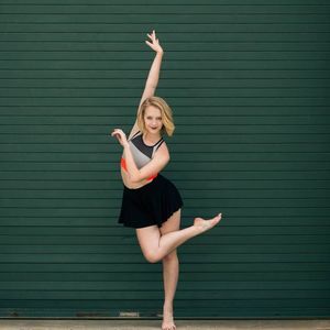 Meet your Posher, Elizabeth