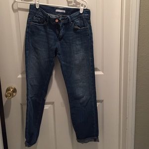 1921 premium denim. Boyfriend cut. Relaxed and fun