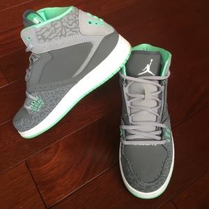 Jordan 1 Flight in Dark Grey and Teal