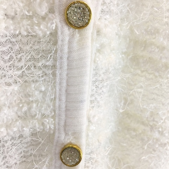 🚨LAST 1 🚨Ivory Cardigan Cute Faux Druzy Buttons - Picture 3 of 3