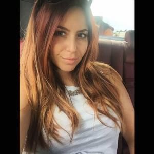 Meet your Posher, Noelle