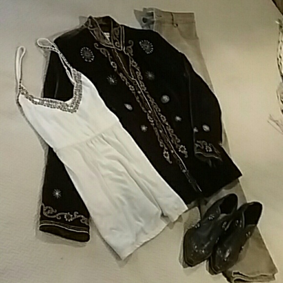 🚫SOLD🚫Dress Barn Velvet Jacket