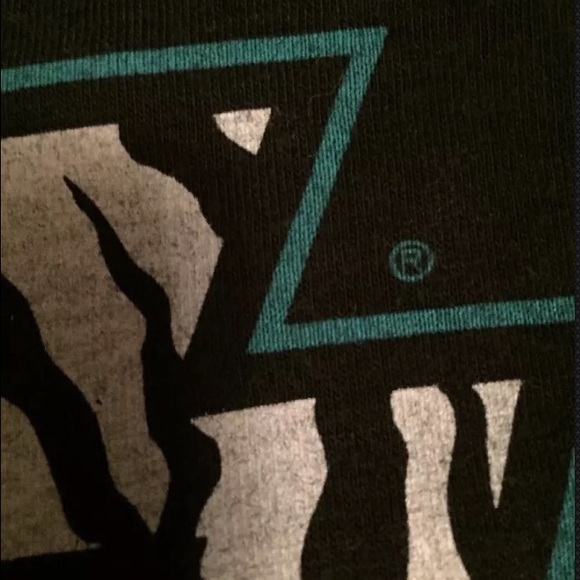 Vintage Animalize Kiss shirt - Picture 4 of 4