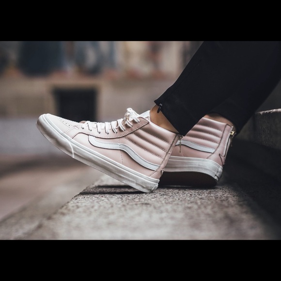 Vans sk8 hi whispering pink!
