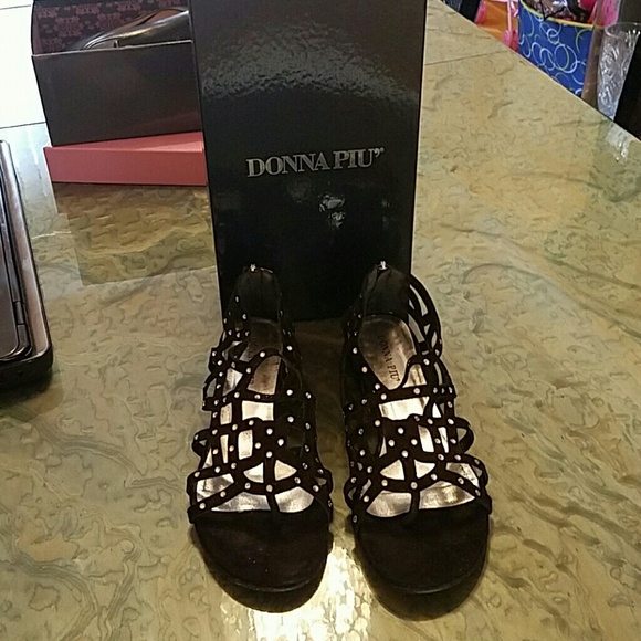 Donna Piu' suede studded sandals