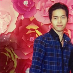 Meet your Posher, Phong