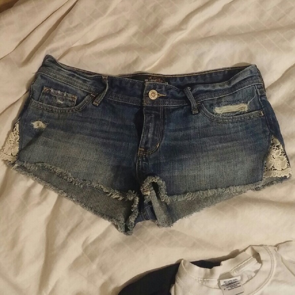 Hollister cut off jean shorts lace