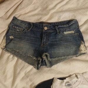 Hollister cut off jean shorts lace