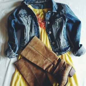 Yellow bow dress