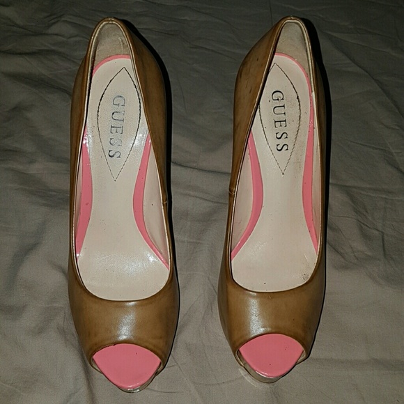 GUESTS HEELS. great condition, only worn 3times