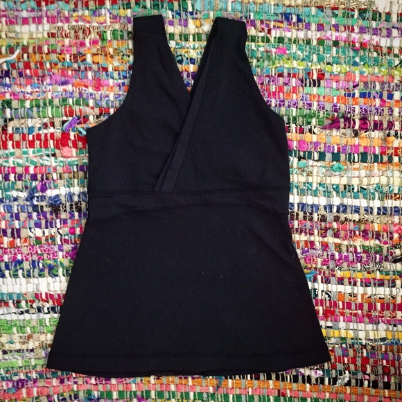 Lululemon Top - Size 4