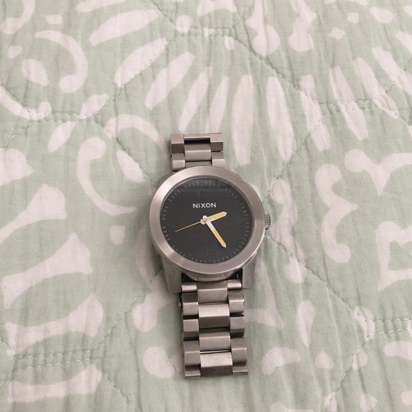 Men's nixon watch in brand new condition