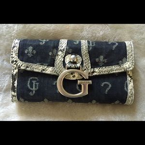 Guess wallet
