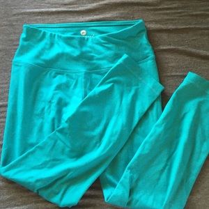 Capri Workout Leggings