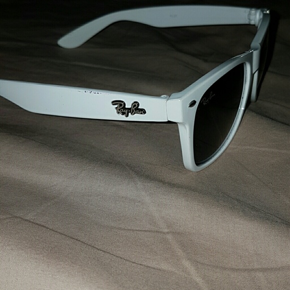 White Ray-ban