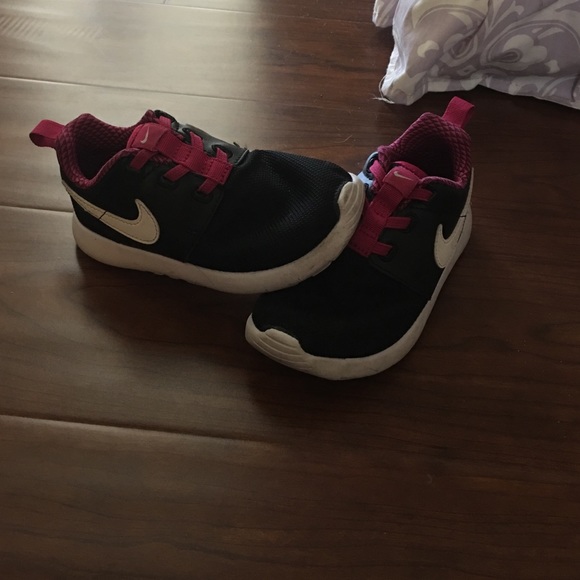 Kids nikes