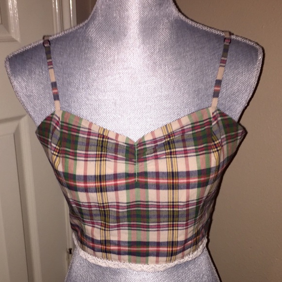 Adorable plaid crop top