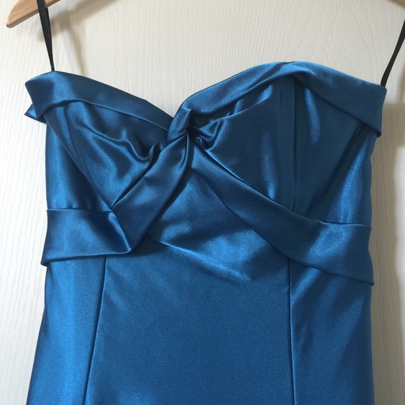 Elegant Jessica McClintock strapless gown - Picture 3 of 4