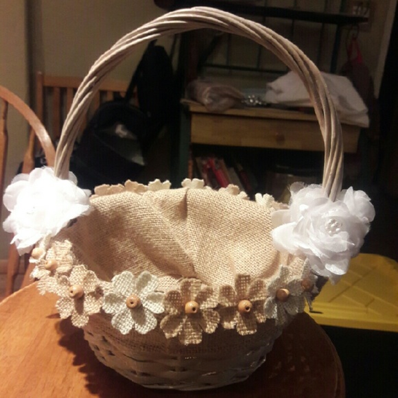 Flower girl basket