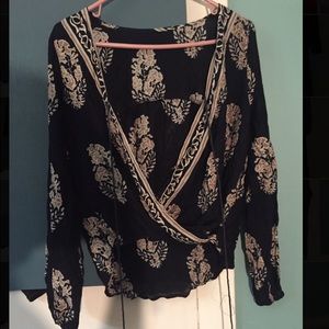 Long sleeve v neck blouse
