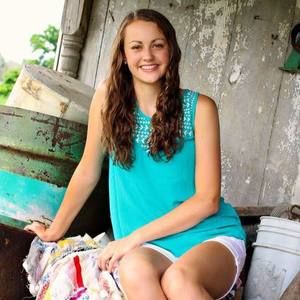 Meet your Posher, Ashley