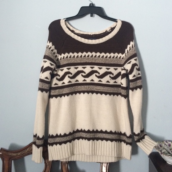 Oversized Amerian Eagle Outfitters sweater