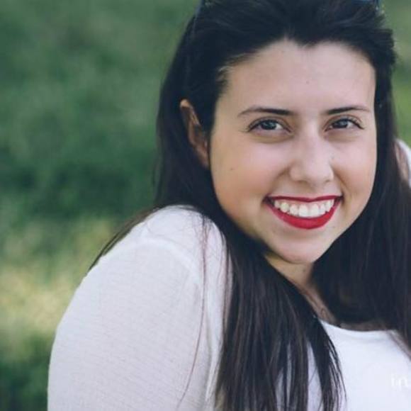 Meet your Posher, Lena