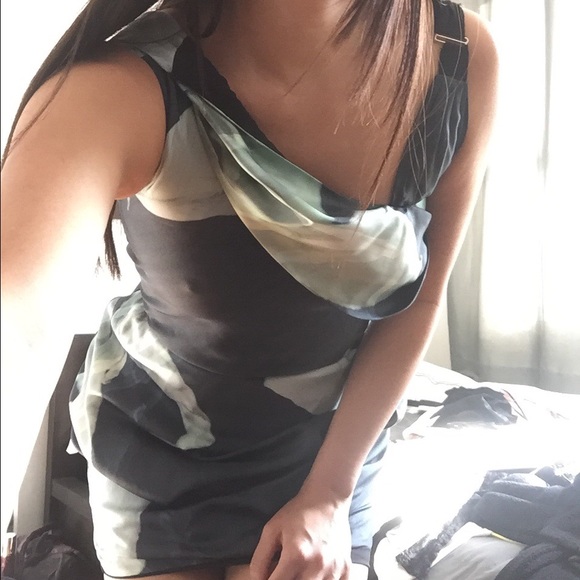 Silk dress - Picture 1 of 4