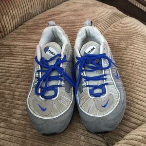 Nike airmax sneakers