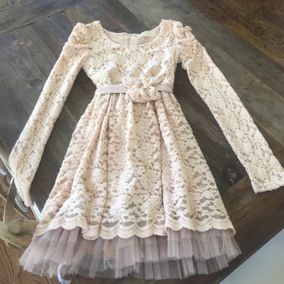 Beautiful fall dress!!