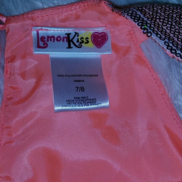 SOLD M - Picture 3 of 3