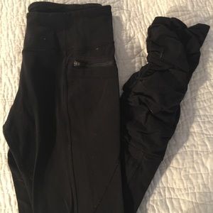 Lululemon size 8 yoga pants with ankle zipper
