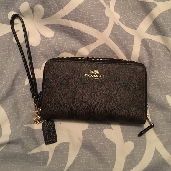 Brown double zip Authentic Coach wallet