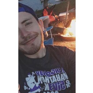 Meet your Posher, Travis