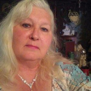 Meet your Posher, Christena