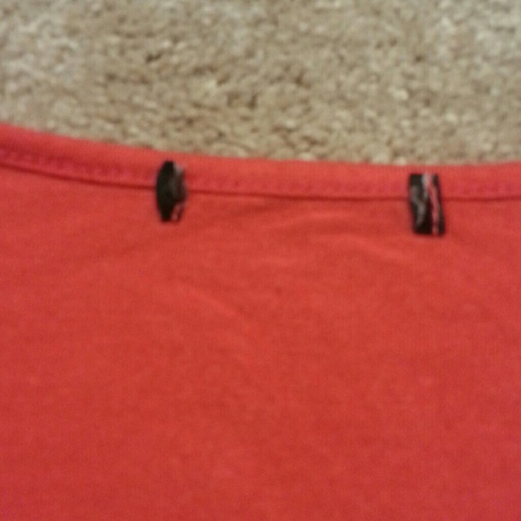 Coral tee - Picture 2 of 2