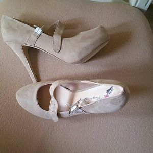 New penny loves kenny high heels