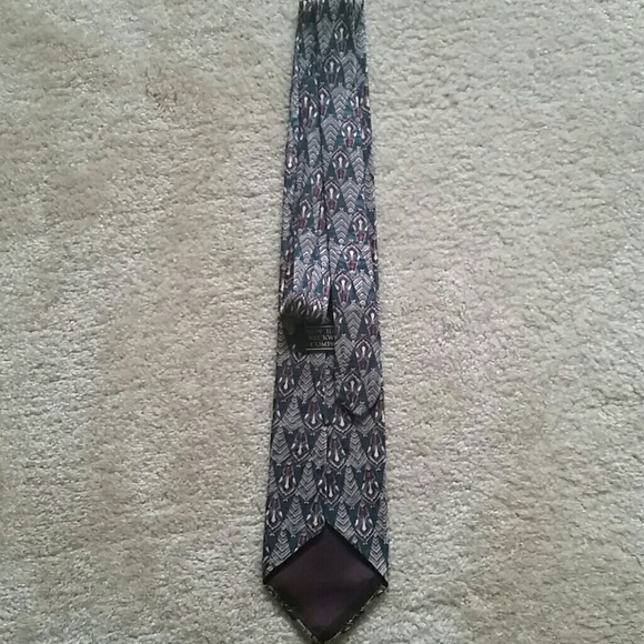 NEW HAVEN NECKWEAR COMPANY TIE! - Picture 1 of 4