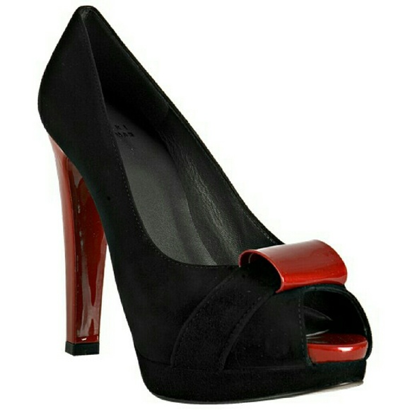 Stuart Weitzman Puente Peep Toe Platform Pump - Picture 1 of 12