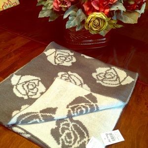 NWT Rose Scarf