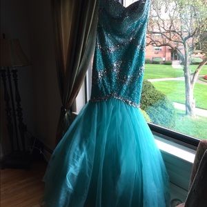 Prom dress